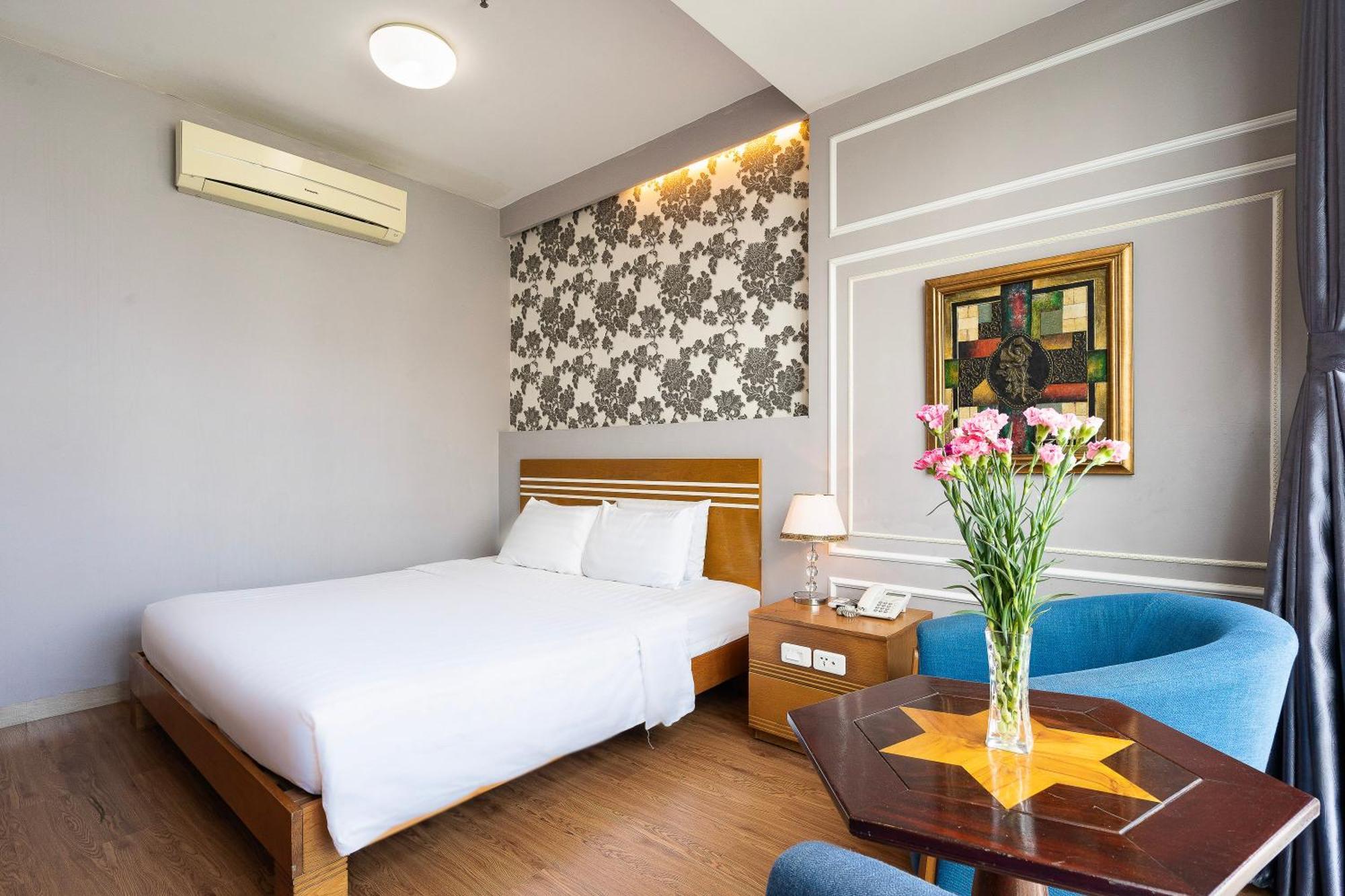 Lucky Star Hotel - Ben Thanh Hô Chi Minh-Ville Extérieur photo